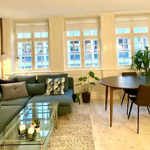 Luxury 'kings Garden' City-flat In Center Of Town Copenhagen